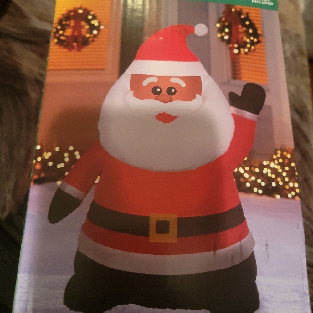 3.5ft Santa